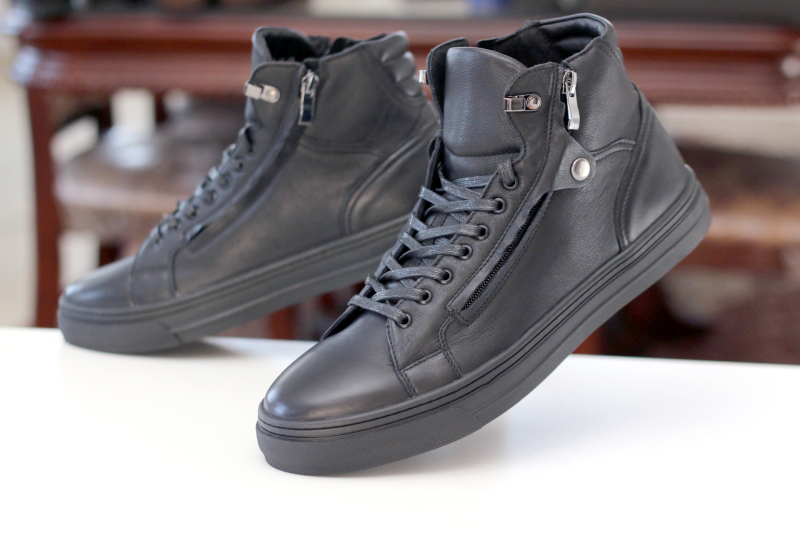 WINTER BOOTS ( БОТИНКИ ) Кожанные ботинки на натуральной шерсти с двумя замками М черный кожа 10-3631001-ш Balance